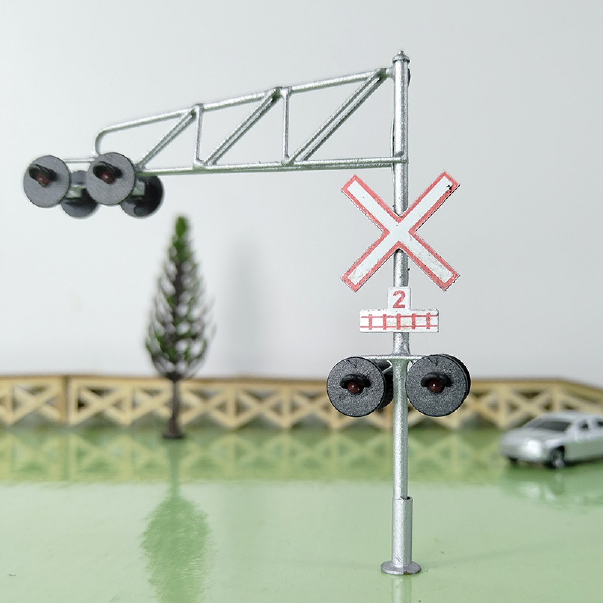 1 x HO scale railroad Canada cantilever grade crossing signal 2 TACKS #CA27